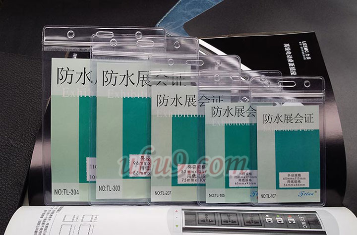 竖式透明软胶防水胸卡套-(3) 比优展会证件套批发 竖式透明软胶防水胸卡套-(3) 比优展会证件套批发
